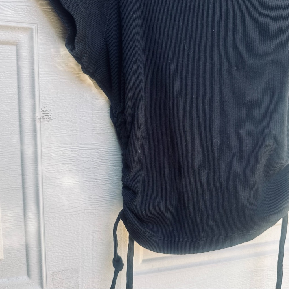 Guess Black Ruched Short Sleeve Baby Tee - Picture 6 of 8